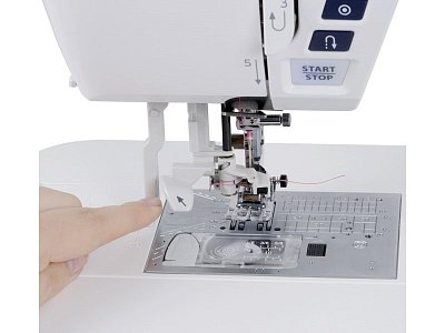 Šijací stroj JANOME SKYLINE S5 AE veľkosti XL