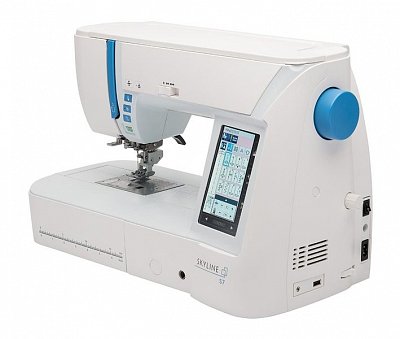 JANOME SKYLINE S7 