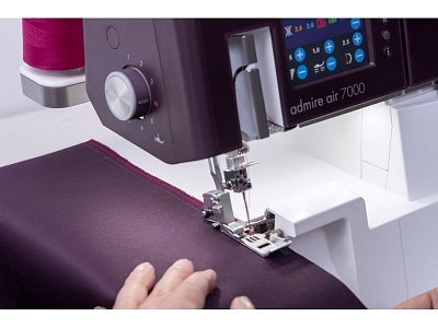 Overlock Pfaff Admire Air 7000   NOVINKA