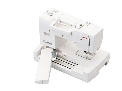 Janome MC100E Vyšívací stroj