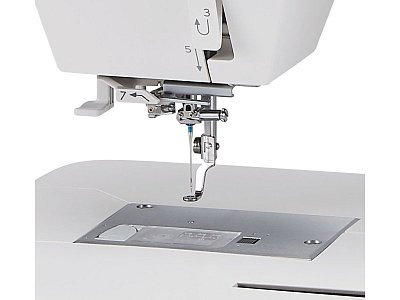 JANOME MEMORY CRAFT 550E LE +Vyšívací program Janome Artistic Digitizer Junior zdarma