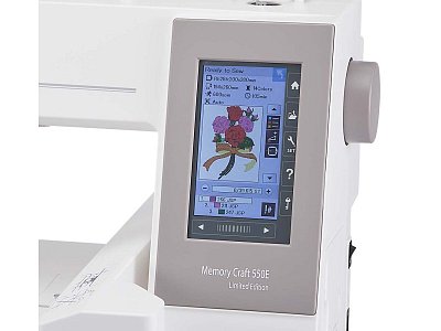 JANOME MEMORY CRAFT 550E LE +Vyšívací program Janome Artistic Digitizer Junior zdarma