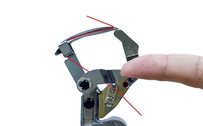 Overlock + Coverlock Merrylock MK3050CL + sada 6 pätiek ZADARMO