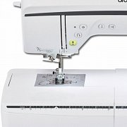 Šijací a quiltovací stroj Brother NV1300