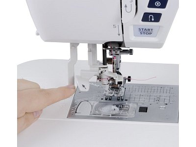 Šijací stroj JANOME SKYLINE S6 AE veľkosti XL